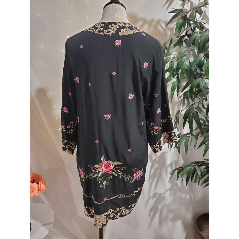 Vtg 90s Yi Lin Silk Embroidered Floral Asian 3/4 Sleeve Kimono Womens S Black - Picture 3 of 11